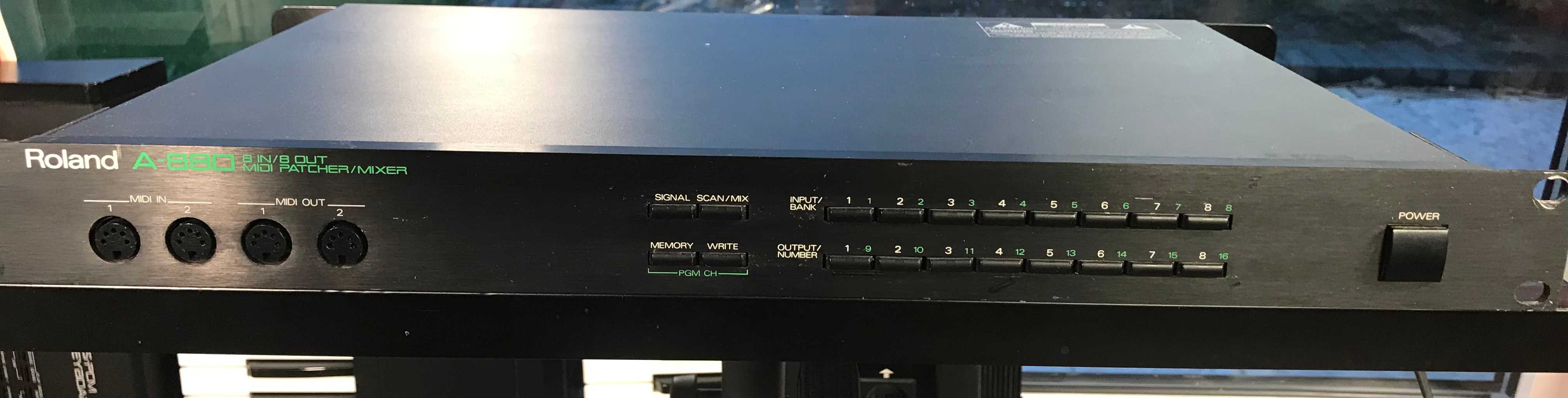 Roland A-880 MIDI Patcher / MIDI Mixer | Music Tech Guy UK